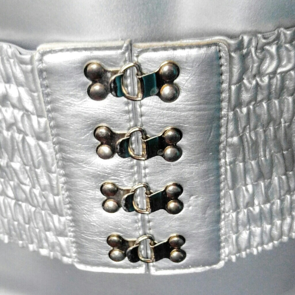 RETRO Wide Silver Stretch Belt-Multiple Sizes-Cool